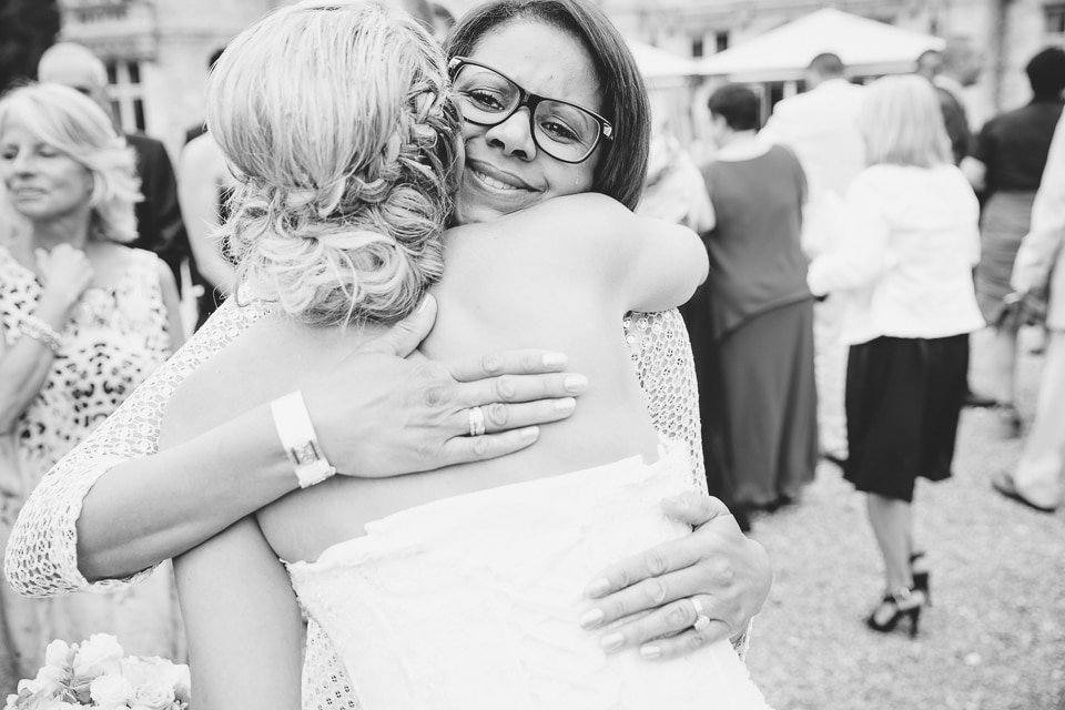 Toute l'émotion d'une invitée du mariage